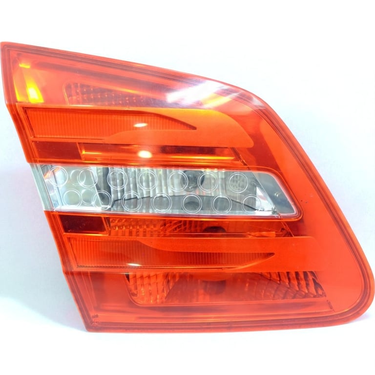 Rückleuchte Mercedes-Benz W246 A2469066300 Links Rearlight