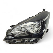 Load image into Gallery viewer, Frontscheinwerfer Toyota Yaris Ein Stück (Rechts oder Links) Headlight SCH9247899120up
