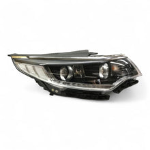 Load image into Gallery viewer, Frontscheinwerfer Kia Optima 92102-D4070 Bi-Xenon Rechts Scheinwerfer Headlight SCH8577277266ib
