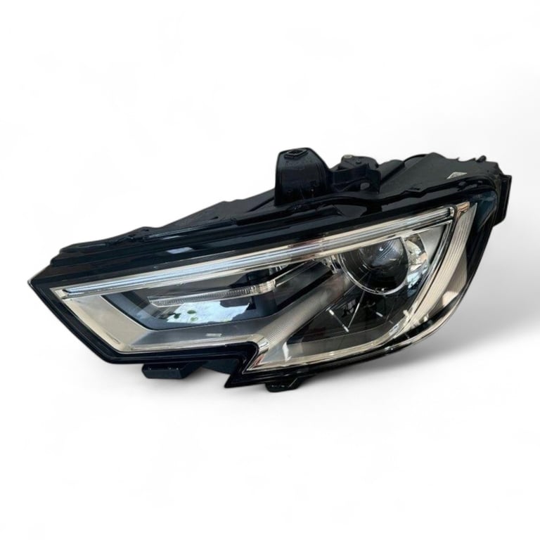 Frontscheinwerfer Audi A3 Limousine A046439 Ein Stück (Rechts oder Links) SCH3365472032io