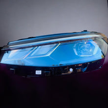 Laden Sie das Bild in den Galerie-Viewer, Frontscheinwerfer VW Passat 3J1941005 Full LED Links Scheinwerfer Headlight