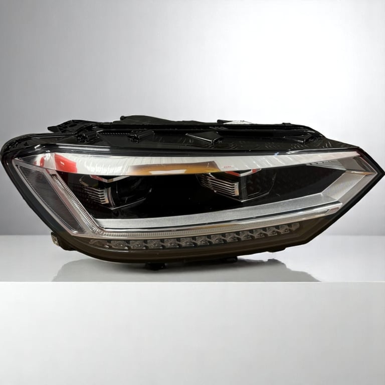 Frontscheinwerfer VW Touran 5TB941082D LED Rechts Scheinwerfer Headlight