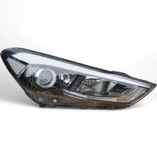 Laden Sie das Bild in den Galerie-Viewer, Frontscheinwerfer Hyundai Tucson 92101-D7110 Ein Stück (Rechts oder Links)