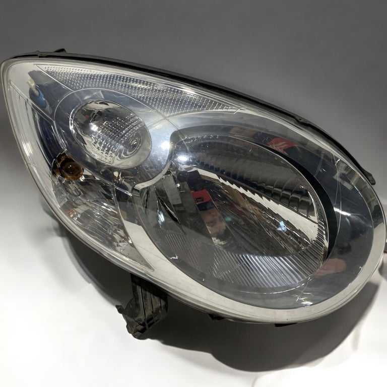 Frontscheinwerfer Citroën C1 811100H050 Rechts Scheinwerfer Headlight