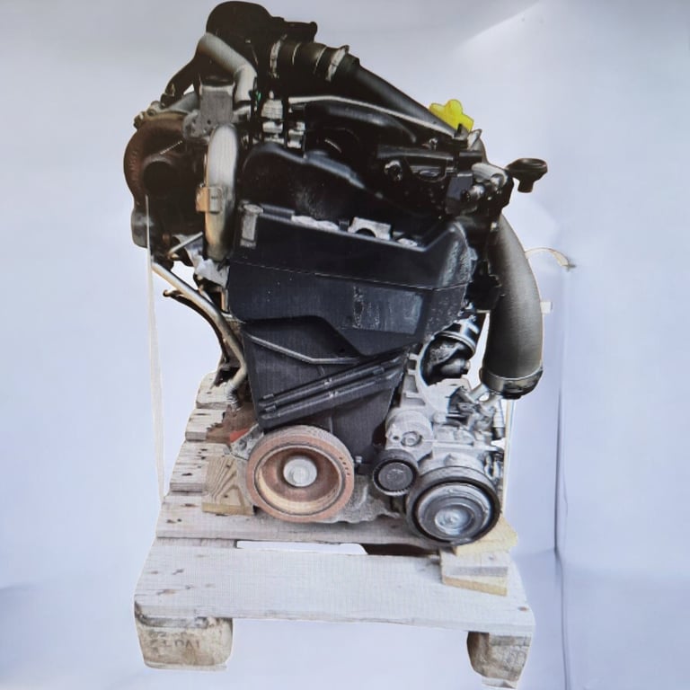 Motor Nissan Renault I K9K636 1.5 DCI 110PS 81kW 128TKm 2013 Diesel Komplett