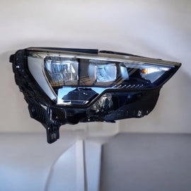 Frontscheinwerfer Audi Q3 83A941012 Rechts Scheinwerfer Headlight SCH9827473927oz