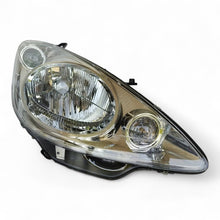 Laden Sie das Bild in den Galerie-Viewer, Frontscheinwerfer Peugeot 1007 89900054 Rechts Scheinwerfer Headlight SCH8852520876gn