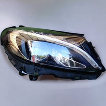 Laden Sie das Bild in den Galerie-Viewer, Frontscheinwerfer Mercedes-Benz W205 A2059062604 LED Rechts Headlight SCH1454139112lv