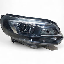 Laden Sie das Bild in den Galerie-Viewer, Frontscheinwerfer Opel Zafira Vivaro C 9832836480 0021827403 Rechts Headlight