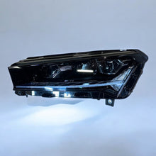 Laden Sie das Bild in den Galerie-Viewer, Frontscheinwerfer Skoda Enyaq 5LB941015A Full LED Links Scheinwerfer Headlight