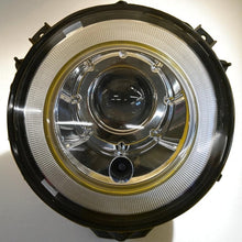 Laden Sie das Bild in den Galerie-Viewer, Frontscheinwerfer Mercedes-Benz W463 Xenon Vorderseite Scheinwerfer Headlight SCH4359042202ch