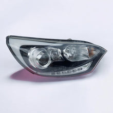 Laden Sie das Bild in den Galerie-Viewer, Frontscheinwerfer Kia Rio III 92102-1WXXX Rechts Scheinwerfer Headlight SCH2964526039fa