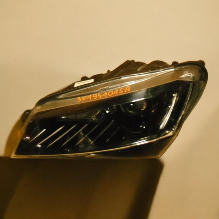 Frontscheinwerfer Skoda Superb III 3V1941015A Xenon Links Scheinwerfer Headlight