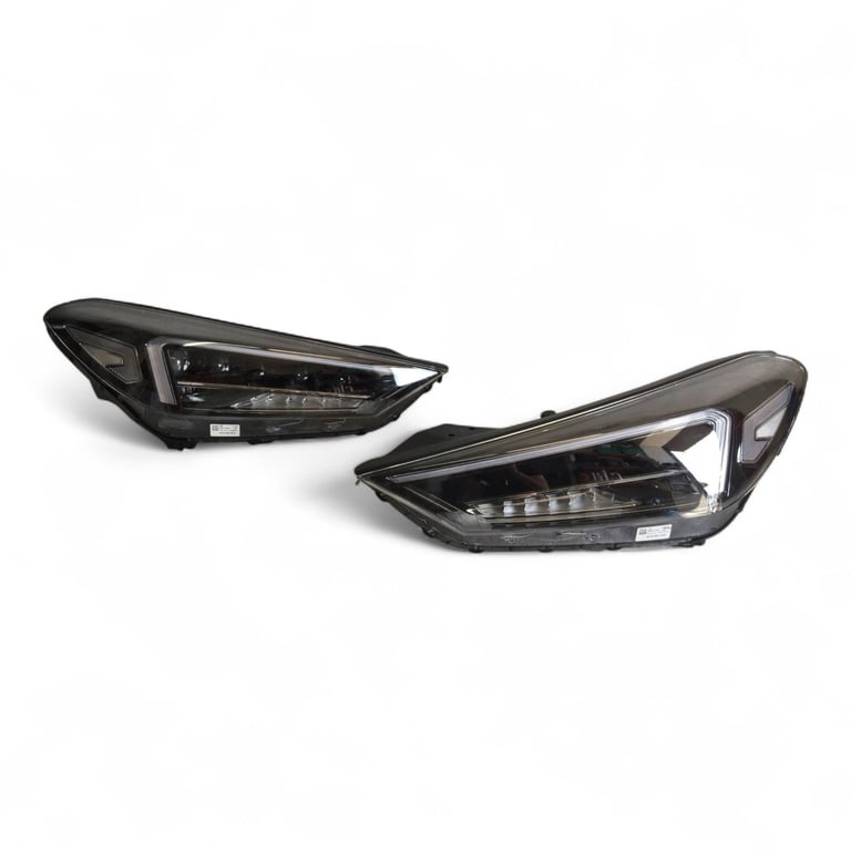 Frontscheinwerfer Hyundai Tucson D70RH04 Ein Satz Scheinwerfer Headlight SCH3918193373gc