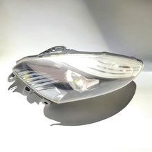 Laden Sie das Bild in den Galerie-Viewer, Frontscheinwerfer Renault Scenic 260600023R Links Scheinwerfer Headlight SCH9669590826la