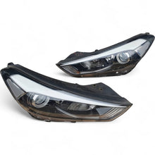 Laden Sie das Bild in den Galerie-Viewer, Frontscheinwerfer Hyundai Tucson 92101-D7110 Ein Stück (Rechts oder Links)