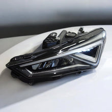 Laden Sie das Bild in den Galerie-Viewer, Frontscheinwerfer Seat Leon 5FB941007F LED Links Scheinwerfer Headlight