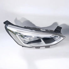 Laden Sie das Bild in den Galerie-Viewer, Frontscheinwerfer Ford Focus JX7B13W029AE Rechts Scheinwerfer Headlight