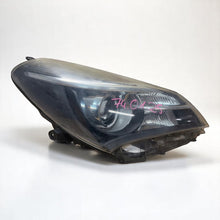 Load image into Gallery viewer, Frontscheinwerfer Toyota Yaris Rechts Scheinwerfer Headlight