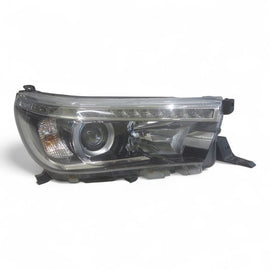 Frontscheinwerfer Toyota Hilux VIII LED Rechts Scheinwerfer Headlight SCH9367808024ht