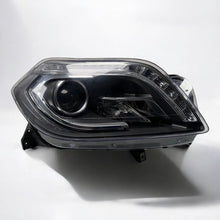 Laden Sie das Bild in den Galerie-Viewer, Frontscheinwerfer Mercedes-Benz W166 Xenon Rechts Scheinwerfer Headlight SCH3326191186gf