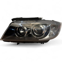 Laden Sie das Bild in den Galerie-Viewer, Frontscheinwerfer BMW E91 E90 6942737 6948180 Xenon Rechts oder Links SCH6647139104fs