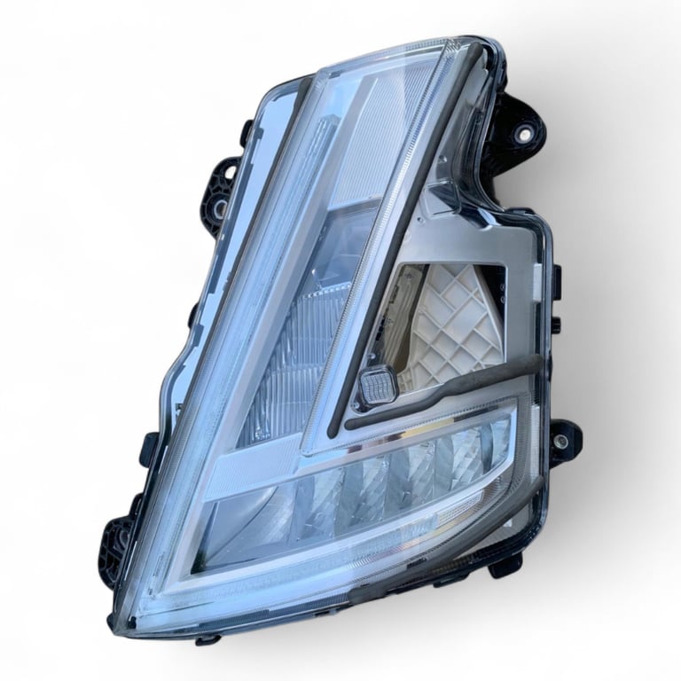 Frontscheinwerfer Volvo 24056511 LED Ein Stück (Rechts oder Links) Headlight SCH9493150253jd