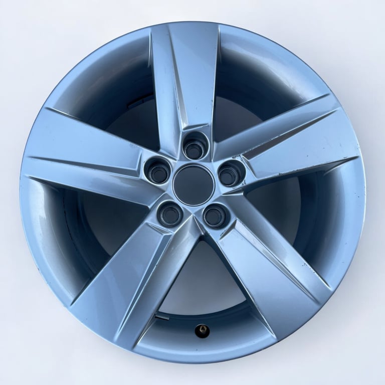 1x Alufelge 16 Zoll 7.0" 5x100 46ET Glanz Silber 6V0601025 Skoda Fabia Iii