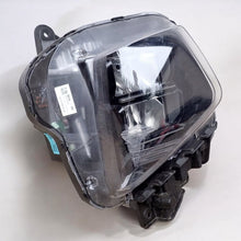 Laden Sie das Bild in den Galerie-Viewer, Frontscheinwerfer Hyundai Tucson Nx4e 92102N7100 Full LED Rechts Headlight