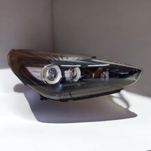 Laden Sie das Bild in den Galerie-Viewer, Frontscheinwerfer Hyundai I30 III 92102-G4120 LED Rechts Scheinwerfer Headlight