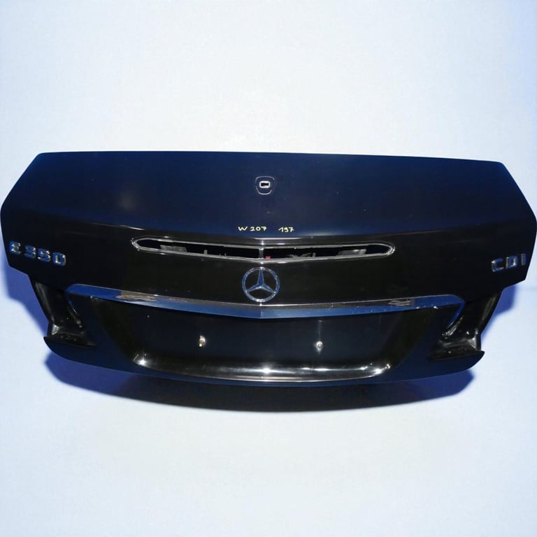Heckklappe Mercedes-Benz Cabrio W207137 Rückseite kofferraumklappe Tailgate