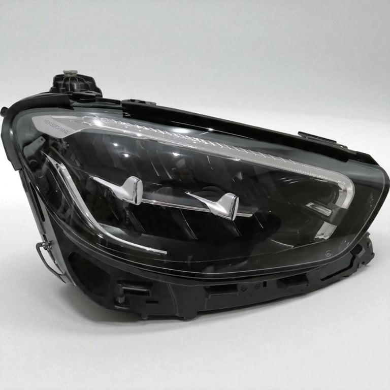 Frontscheinwerfer Mercedes-Benz W213 S213 A2139067609 Rechts Headlight SCH3734112458rv