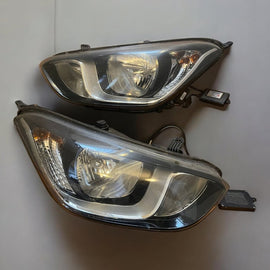 Frontscheinwerfer Hyundai I20 Ein Stück (Rechts oder Links) Headlight
