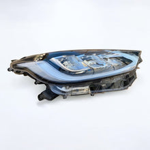 Load image into Gallery viewer, Frontscheinwerfer Toyota Yaris LED Ein Stück (Rechts oder Links) Headlight