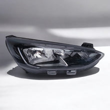 Laden Sie das Bild in den Galerie-Viewer, Frontscheinwerfer Ford Focus JX7B-13W029-CE Rechts Scheinwerfer Headlight SCH7728182479od