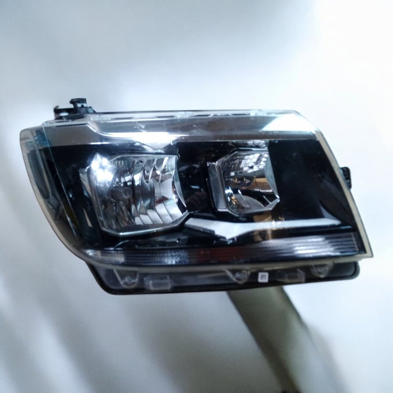 Frontscheinwerfer VW Crafter 7C1941006B Rechts Scheinwerfer Headlight SCH2380420123ah