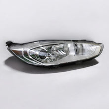 Load image into Gallery viewer, Frontscheinwerfer Ford Fiesta C1BB-13W029-EE Rechts Scheinwerfer Headlight