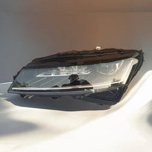 Laden Sie das Bild in den Galerie-Viewer, Frontscheinwerfer Skoda Superb III 3V1941015D Full LED Links Headlight