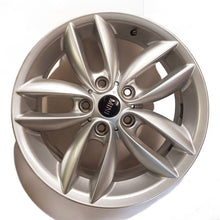 Laden Sie das Bild in den Galerie-Viewer, 1x Alufelge 17 Zoll 7.0&quot; 5x120 50ET Glanz Silber 9803723 Mini R60 R61 Rim Wheel