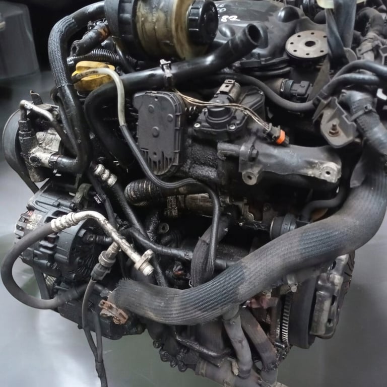 Motor Renault Trafic II M9R782 2.0 DCI Diesel Engine Unkomplett