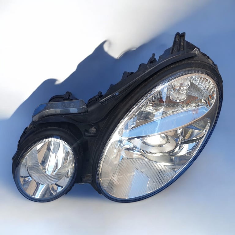 Frontscheinwerfer Mercedes-Benz W211 1EL008369-09 Xenon Rechts oder Links SCH3286044869oe