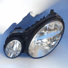 Load image into Gallery viewer, Frontscheinwerfer Mercedes-Benz W211 1EL008369-09 Xenon Rechts oder Links SCH3286044869oe