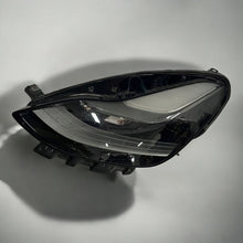 Laden Sie das Bild in den Galerie-Viewer, Frontscheinwerfer Tesla Model 3 1514952-00-D Full LED Links Headlight