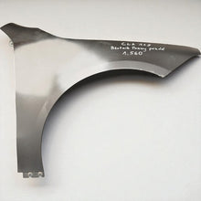 Laden Sie das Bild in den Galerie-Viewer, Kotflügel Mercedes-Benz Cla Amg Vorne Rechts