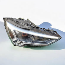 Laden Sie das Bild in den Galerie-Viewer, Frontscheinwerfer Audi Q3 83A941034 Rechts Scheinwerfer Headlight