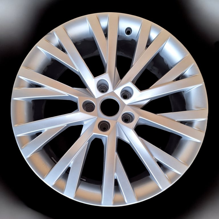 1x Alufelge 18 Zoll 8.0" 5x112 44ET Glanz Silber 3V0601025AN Skoda Superb