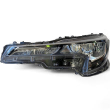 Load image into Gallery viewer, Frontscheinwerfer Toyota Corolla 8115002S60 LED Ein Stück (Rechts oder Links)
