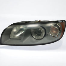Load image into Gallery viewer, Frontscheinwerfer Volvo V50 30678912 Links Scheinwerfer Headlight SCH5445709774mf