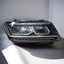 Laden Sie das Bild in den Galerie-Viewer, Frontscheinwerfer VW Tiguan 5NB941036D LED Rechts Scheinwerfer Headlight