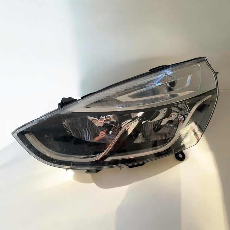 Frontscheinwerfer Renault Clio IV 260608367R Links Scheinwerfer Headlight